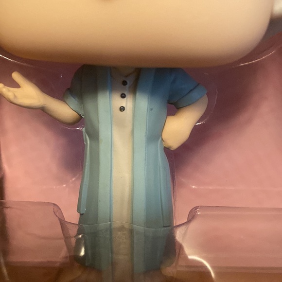 The Golden Girls 4-Pack Funko Pops - Picture 2 of 15